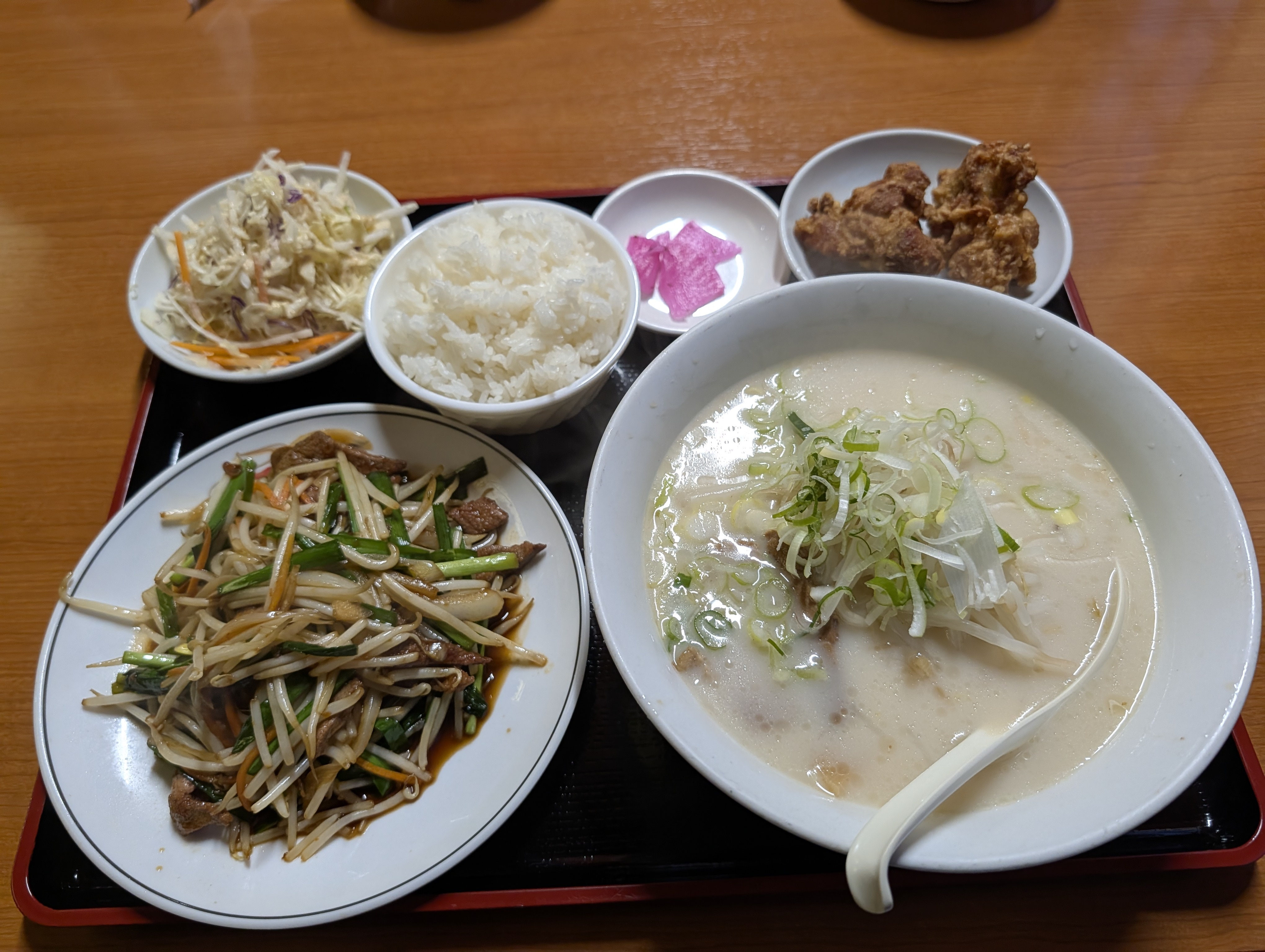 ニラレバー定食