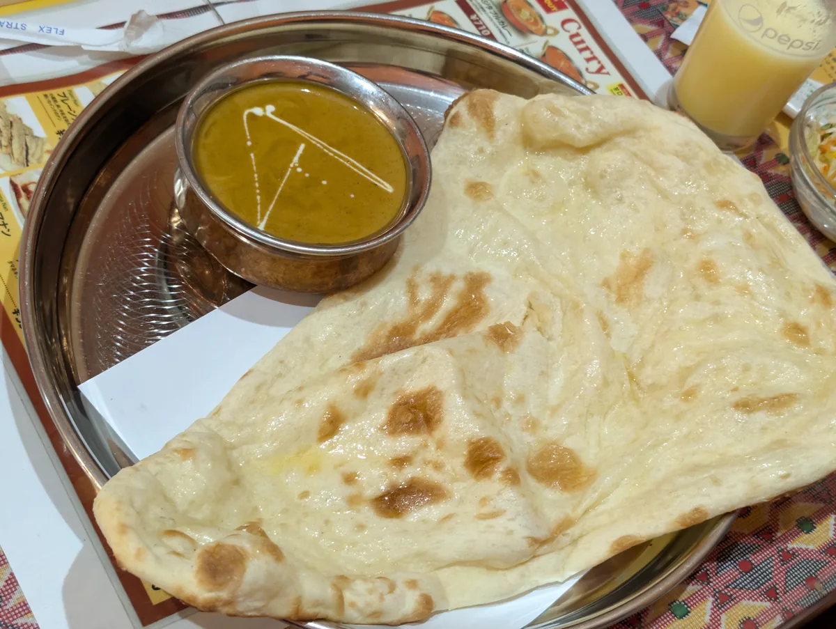 ディナーセットA ベジタブルカレーとナン