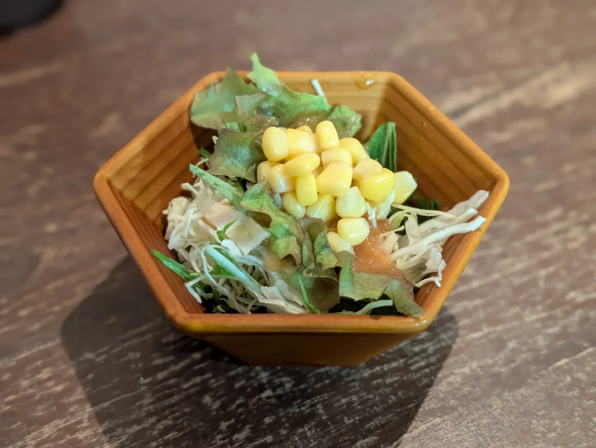 セットのサラダ