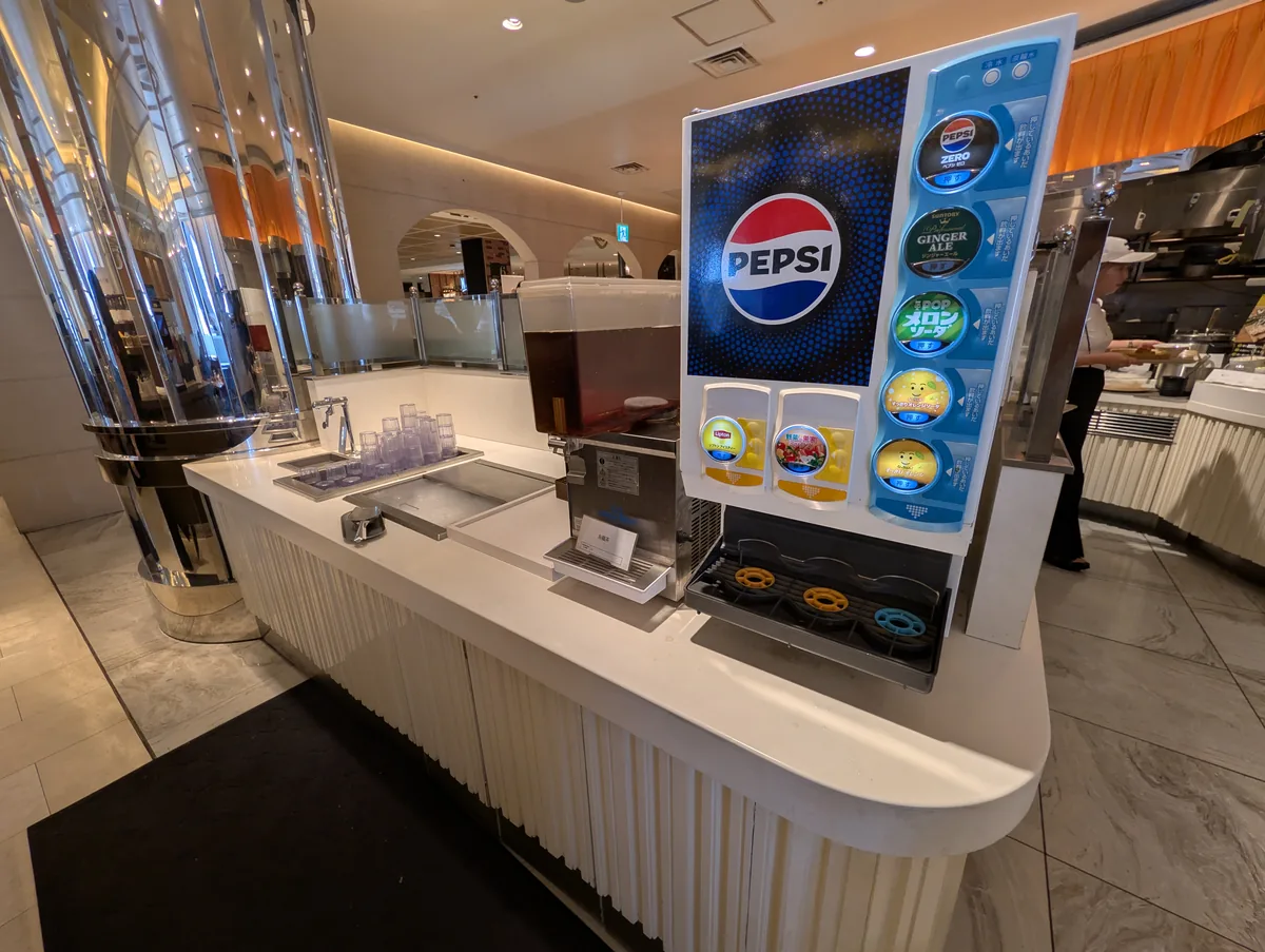 ソフトドリンクのドリンクマシン